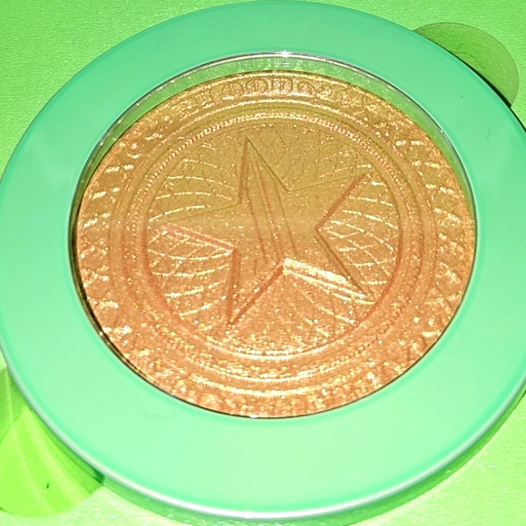 Jeffree Star Cosmetics - Extreme Frost Highlighter - Cold Hard Cash - Picture 3 of 5